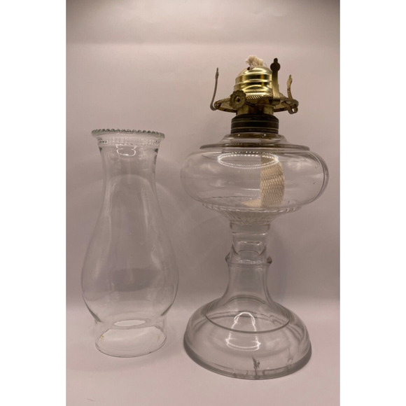 Vintage Lamp Light Farms Oil Kerosene Lamp Footed Clear Glass 18" Tall - Picture 4 of 13